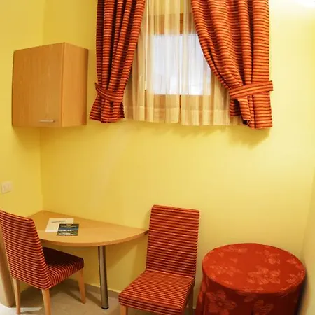 Petros Italos Apartment