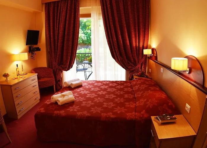 Petros Italos Apartman Néosz Marmarász